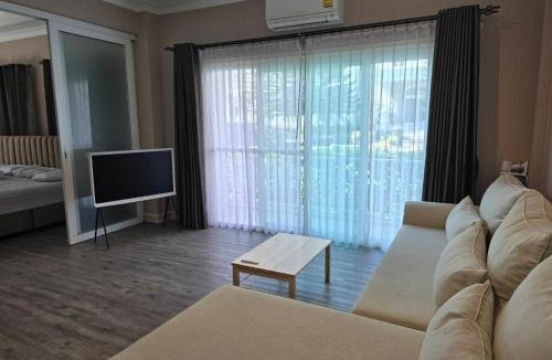 Nong Nam Daeng Apartment | Private Condo Middle in Khaoyai for 2-4 People & Family
