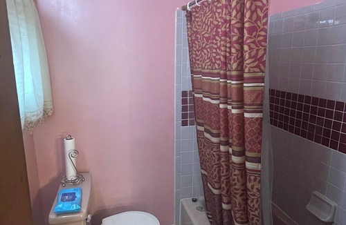 Capitol Heights Apartment | Private Corporate Suite DC East, Maryland 1BR1BA PrinterFaxDesk in Private Room