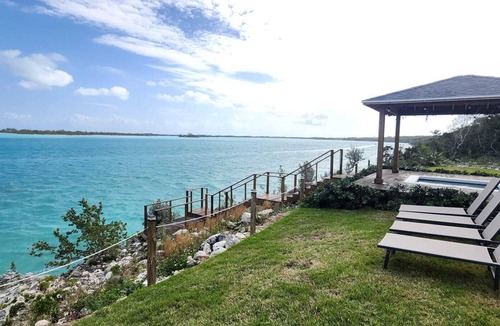 Great Exuma House | Private oceanfront home, 10 min drive to sandy beach Beautiful SerenityBlu