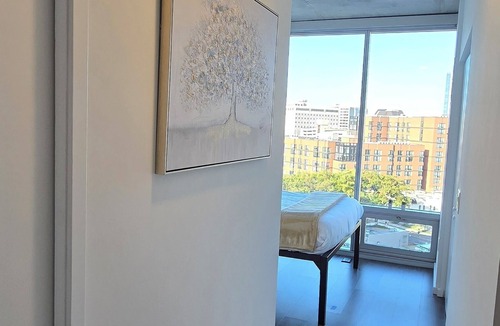 Music Row Apartment | Private Suite A - Music Row - Luxury Shared Living in Nashville - Gym/Pool