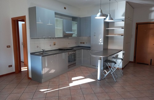 Cento Apartment | Provencal apartment, historic center of Cento