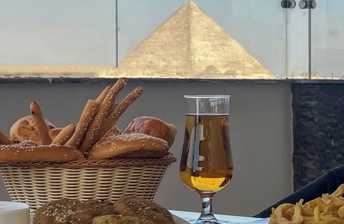Kafrat al Jabal Apartment | Pyramids Palace View