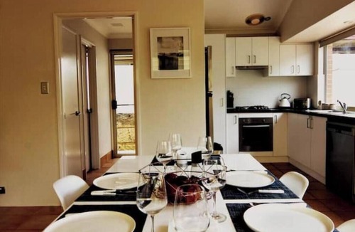 Currambine House | Quiet and private house. Walk to train & shops 5 minutes by car to beach. 2.