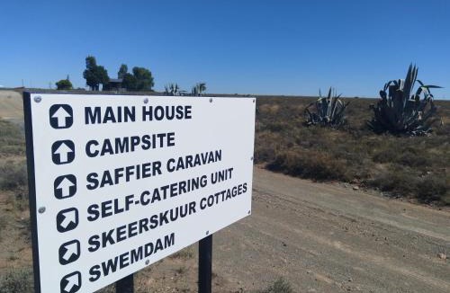Hanover Apartment | Raapfontein Self-Catering and Camping