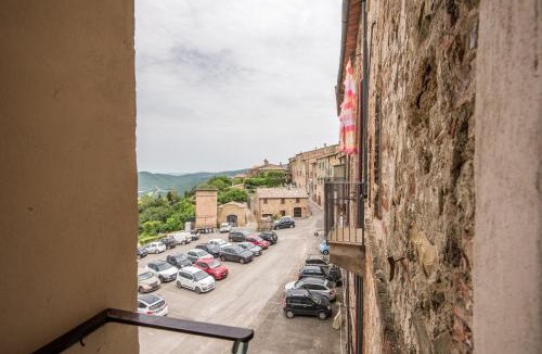 Radicondoli Apartment | Radicondoli House