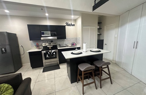 Saint Andrew Apartment | Rainbow Retreat near the heart of kingston