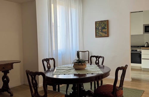 Le Cure Apartment | Rare Florence 4 Bedrooms,Elevator and Free Private Garage 17 min walk from Duomo
