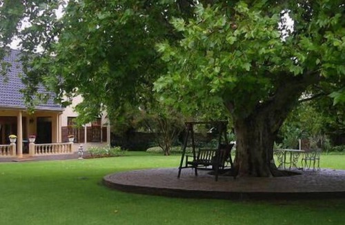 Klerksdorp Bed & Breakfast | Readman Lodge