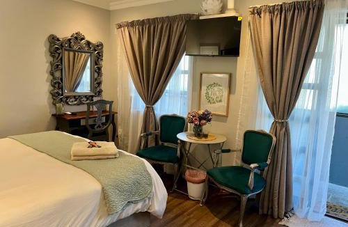 Flamingo Vlei Apartment | RedelingHUYS Cozy Private Cottage Backup Power