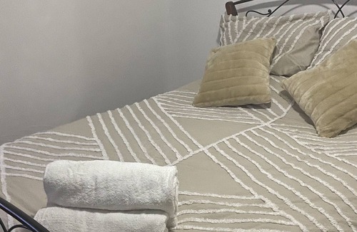 Herne Hill Other | Relax in the swan valley equine setting surrounded by the life in the valley