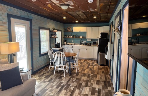 Goreville Cabin | Relaxing Cabin Near Hiking, Fishing & Lake of Egypt