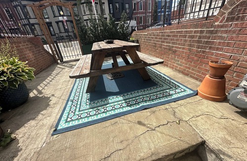 Le Droit Park Apartment | Renovated 2 bed/2 full bath with PRIVATE ENTRANCE, outdoor patio in central DC