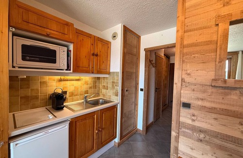 Les Saisies Apartment | Renovated cabin studio for 4, south balcony, garage included