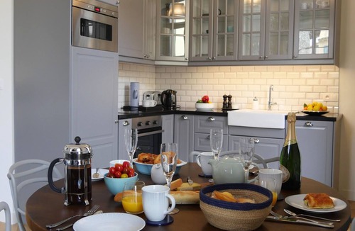 Antibes Old Town Apartment | RENOVATED charming 2 Bed & 2 Bath Apt. in old Antibes with outdoor terrace