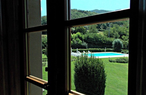 Dicomano Apartment | Residence in Carbonile with 1 bedrooms sleeps 2