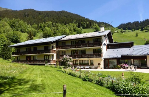 Beaufort Apartment | Residence Le Cristol - Apartment 5 people rated 2 stars at the foot of the slopes