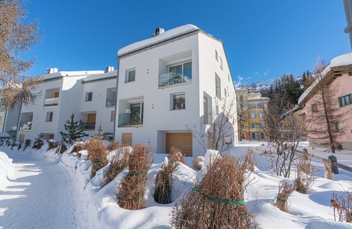 Sils-Maria Apartment | Residenza Edelweiss 5.3 – Penthouse with mezzanine, fireplace and stunning view