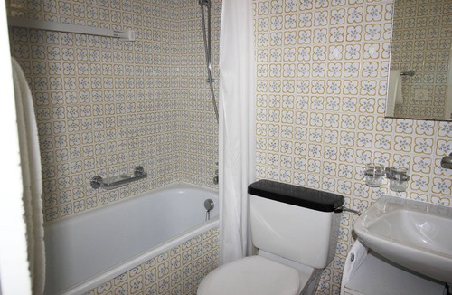 Sils-Maria Apartment | Residenza Lagrev - 1 room flat - No. 003 - Type 12A - Raised ground floor - S