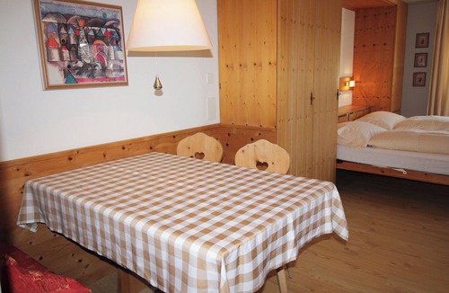 Sils-Maria Apartment | Residenza Lagrev - 1 room flat no. 306 - type 12A - 3rd floor - south