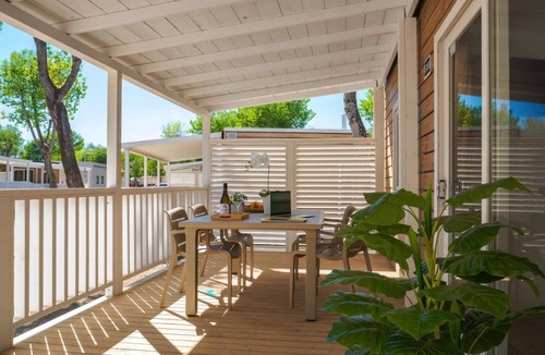 Rivabella House | Rimini Family Village Lodge Deluxe für 5 Personen