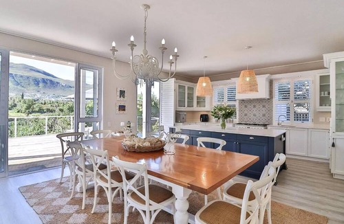 Onrus Villa | Riverside Manor | Banks of Onrus lagoon | Pool