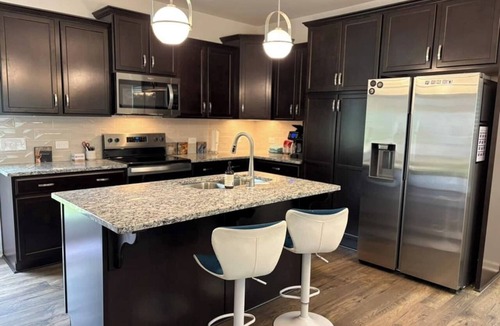 Statesville House | Rock & Roll Retreat in Statesville