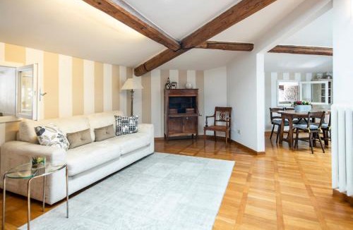 Lungarno del Tempio Apartment | Romantic and Charming Apartments
