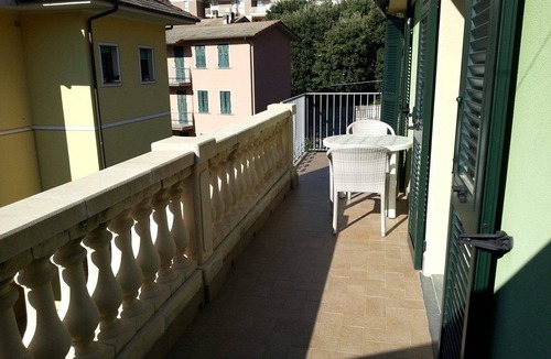 Deiva Marina Apartment | Romantic attic with terrace CITR 011012 CAV004