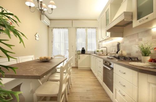 San Mauro a Mare Apartment | Romantic beach house with jacuzzi