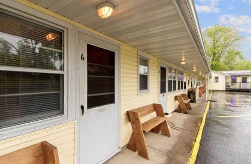 Montello Apartment | Room 6, Kozy Rest Motel