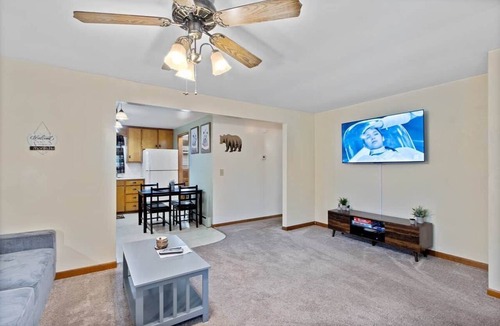 Montello Apartment | Room 8, 2 Bed Apartment