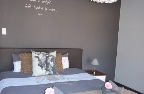 Wellington Apartment | Room with breakfast