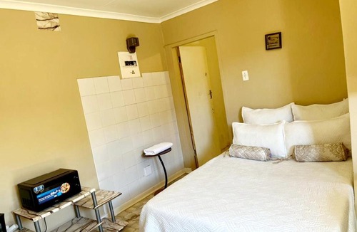 Greater Johannesburg Metropolitan Area House | Rooms and Apartments