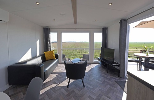 Zuidschermer Ski Chalet | Root Retreat, rural chalet