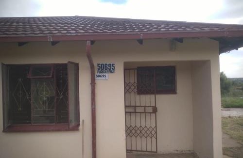 Moses Kotane House | Royal Gidlas Guesthouse