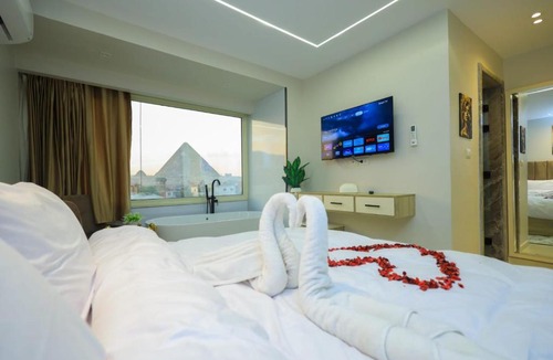 Giza Hotel | Royal Night Pyramids View Inn