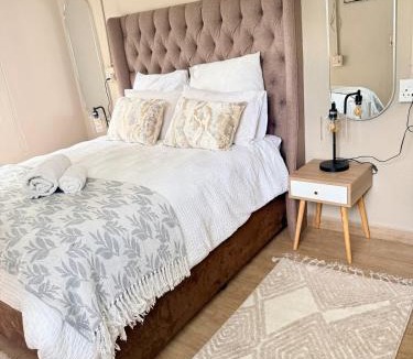 Randpark Ridge Apartment | Royaltics place