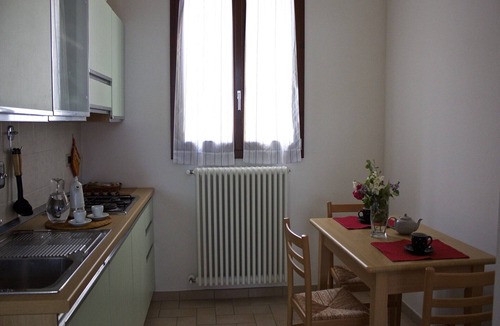 Casalfiumanese Apartment | Rural Retreat in Sassoleone