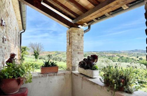 Saludecio House | Rustico con Jacuzzi privata BBQ e 3 camere