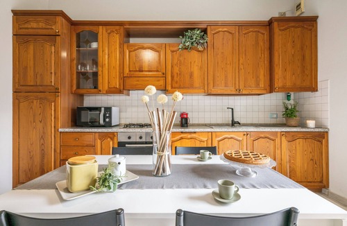 Pisa Apartment | Sage&Rosemary Home - with Garden by Pleiades Home