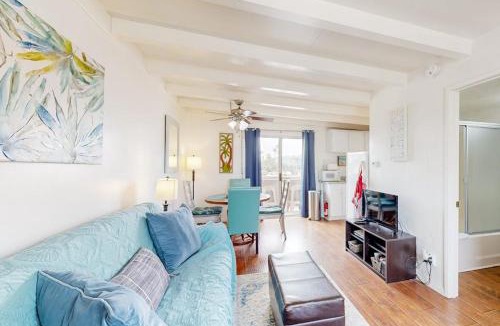 Pierpont Bay Apartment | Sailaway Cabin B