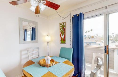 Pierpont Bay Apartment | Sailaway Cabin B