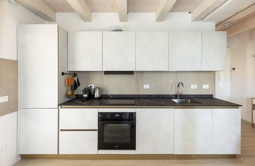 Bolognina Apartment | Saliceto Studio by Wonderful Italy