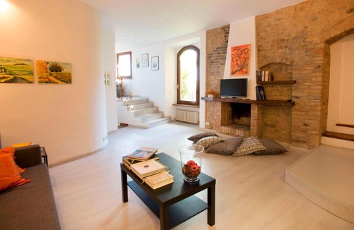 San Gimignano City Centre Apartment | San Gimignano Apartment