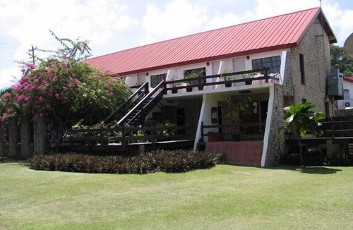 Crown Point Hotel | Sandy Point Village