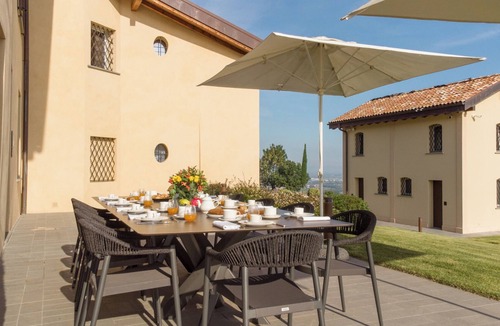 Castel San Pietro Terme Villa | Santa Maria Maddalena 10, Emma Villas