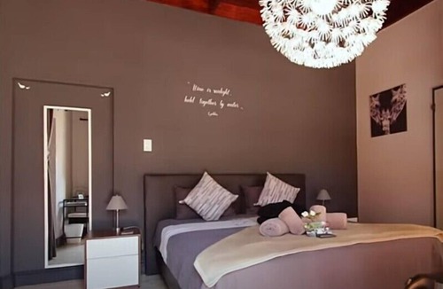 Drakenstein Bed & Breakfast | Sauvignon Country Lodge