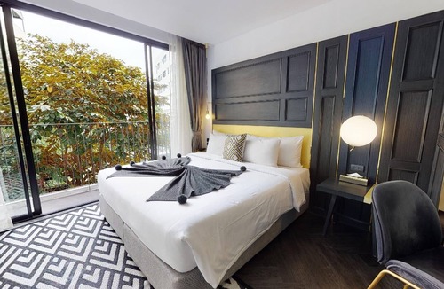 Arun Amarin Hotel | Scene Bangkok Noi