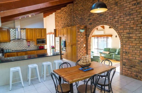 Sunshine Bay House | Sea La Vie