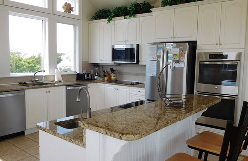 Buck Island House | "Sea'z a Dream" - 6 En Suites, Elevator, Pets Ok, Buck Island! 10% off weeks of 8/16 and 8/23